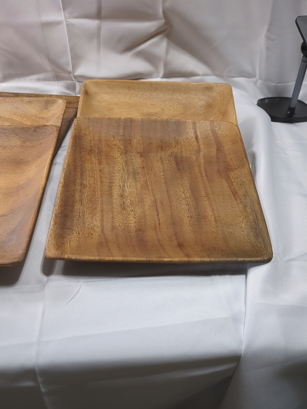 Acacia Wooden Plates – Set of 6, 10 Inch Square Rustic Wood Platters