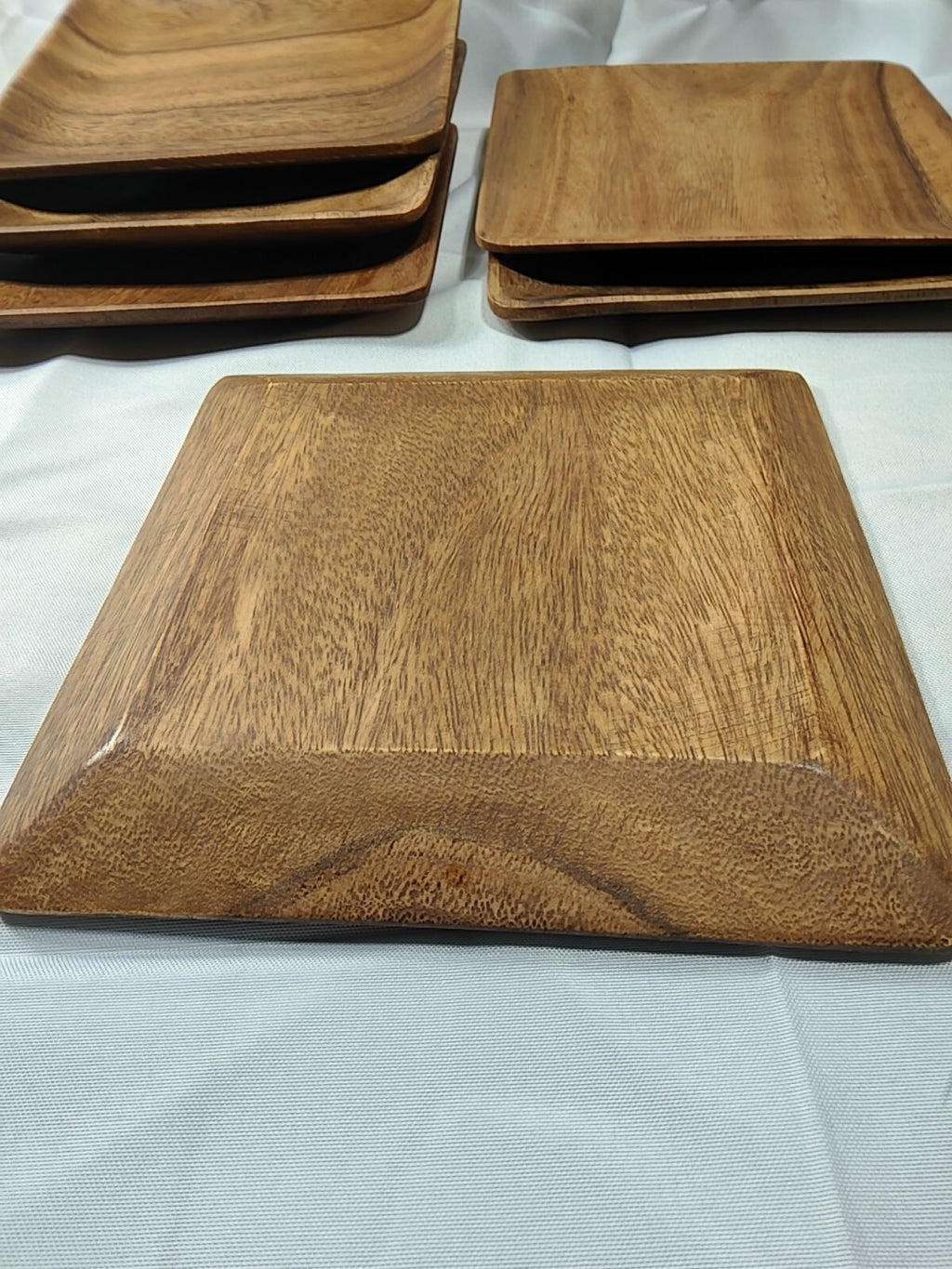 Wooden Plates Set of 6– 8” Square Acacia Wood Plates, Rustic Salad