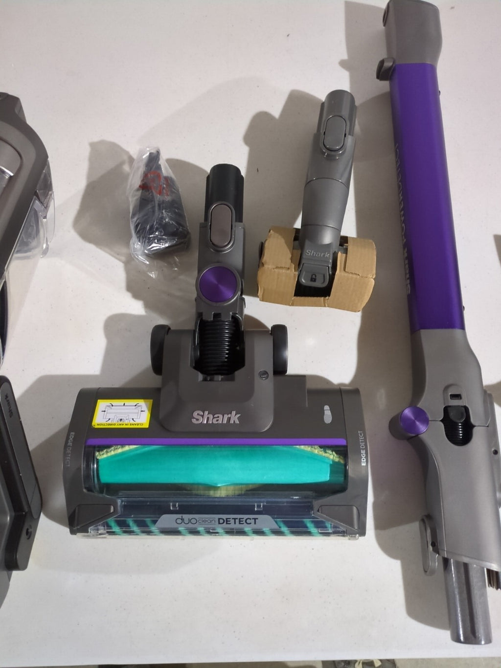 Shark Power Detect Cordless Stick Vacuum - Dark Gray - IP1251 - New
