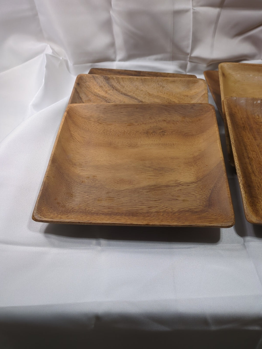 Acacia Wooden Plates – Set of 6, 10 Inch Square Rustic Wood Platters
